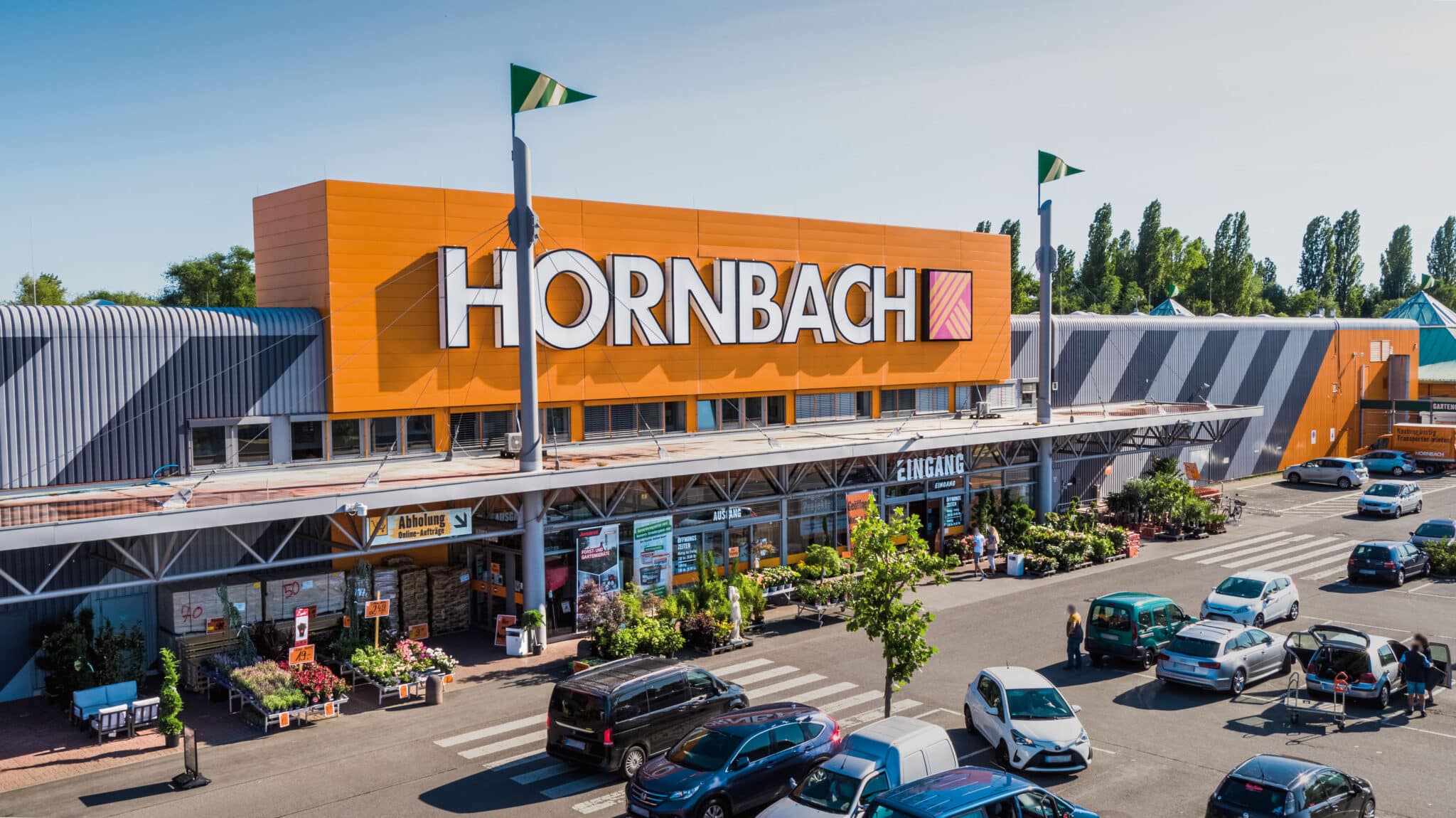 HORNBACH treibt digitale Transformation mit cidaas voran